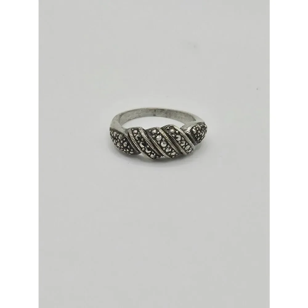 Vintage Silver Marcasite Shrimp Ring